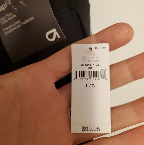 NWT GAP High Rise Fleece-lined pants. Black. Size L. 30" inseam. - Picture 4 of 11